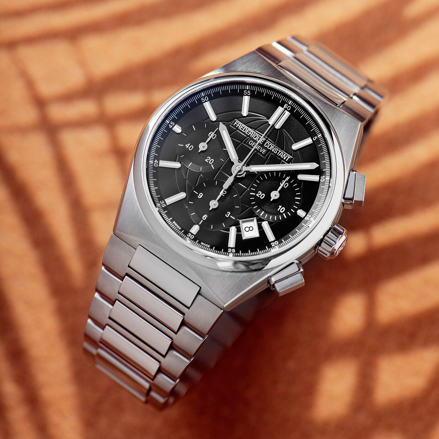 stl m frederique constant avenger 01